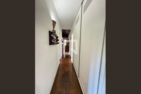 Casa à venda com 3 quartos, 560m² em Vila Madalena, São Paulo