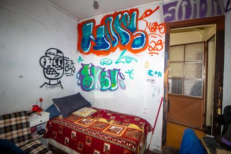 Quarto de casa à venda com 6 quartos, 648m² em Azenha, Porto Alegre