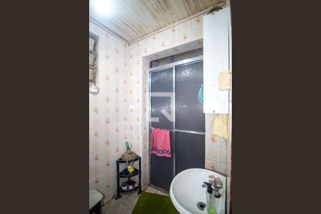 Banheiro de casa à venda com 6 quartos, 648m² em Azenha, Porto Alegre