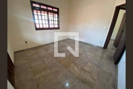 Quarto de casa para alugar com 4 quartos, 152m² em Tirol, Contagem