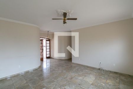 Casa à venda com 3 quartos, 346m² em Santa Branca, Belo Horizonte