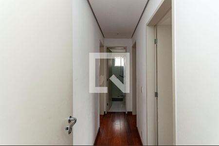 Corredor de apartamento à venda com 3 quartos, 104m² em Vila Anglo Brasileira, São Paulo