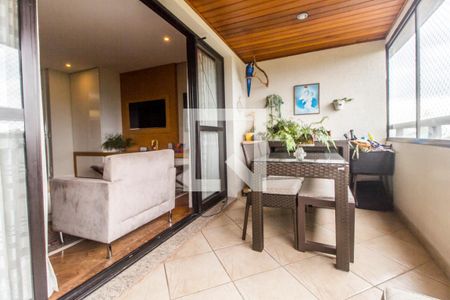 Varanda de apartamento à venda com 4 quartos, 212m² em Alphaville, Barueri