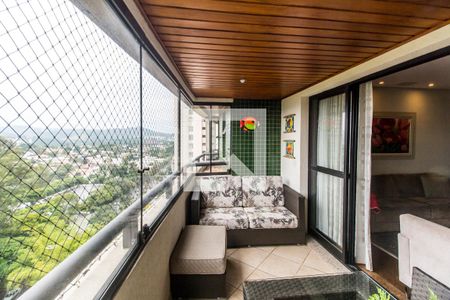 Varanda de apartamento à venda com 4 quartos, 212m² em Alphaville, Barueri