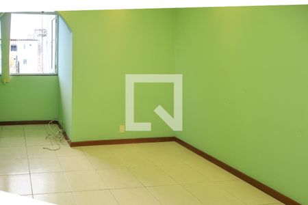 Sala de apartamento para alugar com 3 quartos, 55m² em Saboeiro, Salvador