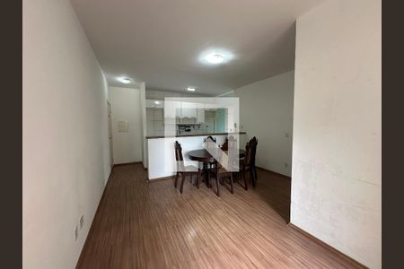 Sala de apartamento à venda com 3 quartos, 71m² em Nucleo Residencial Celia Mota, Barueri