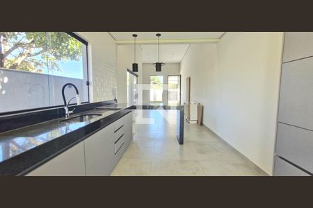 Casa à venda com 3 quartos, 500m² em Várzea, Lagoa Santa