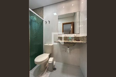 Casa para alugar com 4 quartos, 330m² em Vila Mazzei, São Paulo