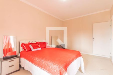 Quarto 1 (Casa 1) de casa para alugar com 6 quartos, 400m² em Quitaúna, Osasco