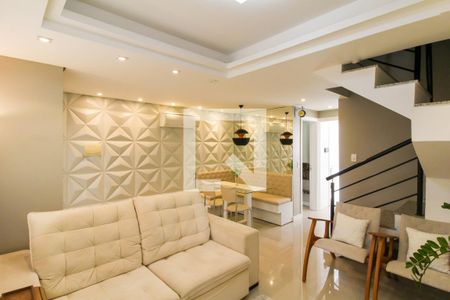 Sala de casa de condomínio à venda com 2 quartos, 125m² em Marechal Rondon, Canoas