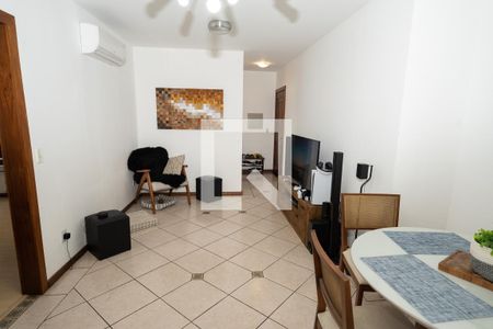 Sala de apartamento à venda com 2 quartos, 79m² em Jardim Itu, Porto Alegre