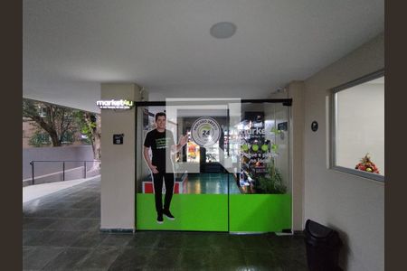 Mercado de apartamento à venda com 2 quartos, 61m² em Jardim Patente Novo, São Paulo