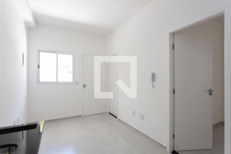 Sala / Cozinha de apartamento para alugar com 2 quartos, 40m² em Cidade Antônio Estêvão de Carvalho, São Paulo
