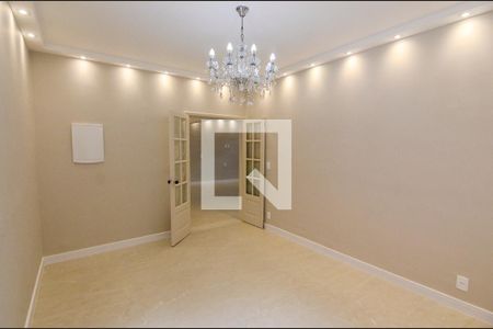 Sala de casa para alugar com 5 quartos, 400m² em Grajaú, Rio de Janeiro