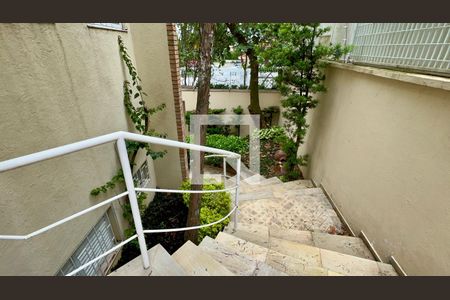 Entrada de casa à venda com 4 quartos, 360m² em Vila Madalena, São Paulo