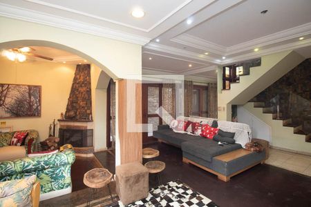 Sala de casa de condomínio para alugar com 4 quartos, 588m² em Vila Albertina, São Paulo