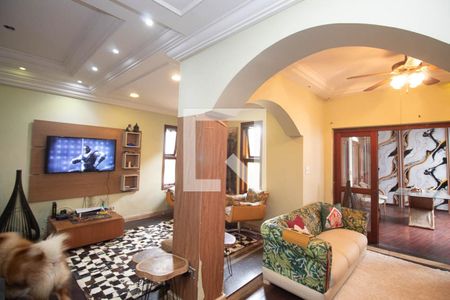 Sala de casa de condomínio para alugar com 4 quartos, 588m² em Vila Albertina, São Paulo