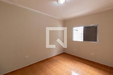 Quarto 2 de casa à venda com 4 quartos, 180m² em Jardim Ipanema (cidade Lider), São Paulo