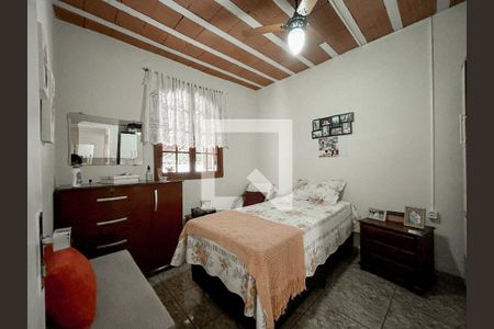 Quarto de casa à venda com 2 quartos, 200m² em Conjunto Confisco, Belo Horizonte