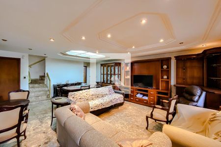 Sala de casa para alugar com 4 quartos, 300m² em Vila Claudia, São Paulo