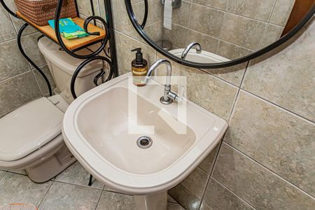 Lavabo de casa para alugar com 3 quartos, 300m² em Parque Sao Domingos, São Paulo