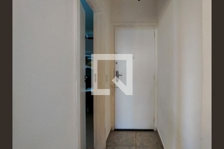 Entrada de apartamento à venda com 2 quartos, 80m² em Estácio, Rio de Janeiro