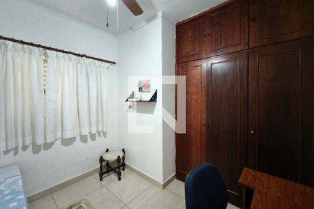 Quarto 2 de casa à venda com 3 quartos, 300m² em Jardim São Fernando, Campinas