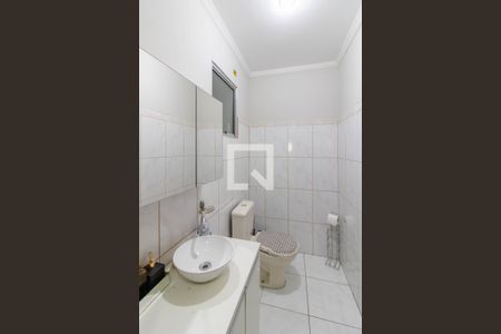 Lavabo de casa à venda com 3 quartos, 220m² em Jardim Cocaia, Guarulhos