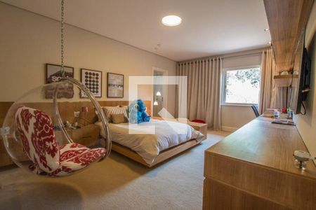 Casa à venda com 6 quartos, 720m² em Parque dos Principes, São Paulo