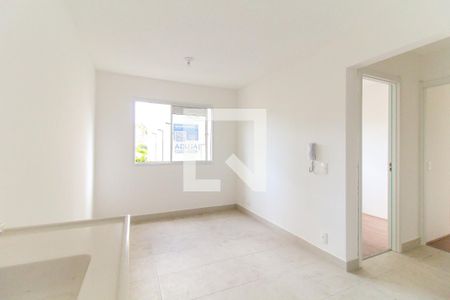 Sala/Cozinha de apartamento para alugar com 2 quartos, 33m² em Vila Nova Curuca, São Paulo