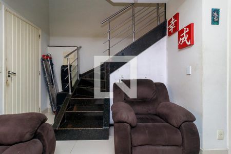 Sala de casa de condomínio à venda com 3 quartos, 127m² em Jardim São Luís, São Paulo