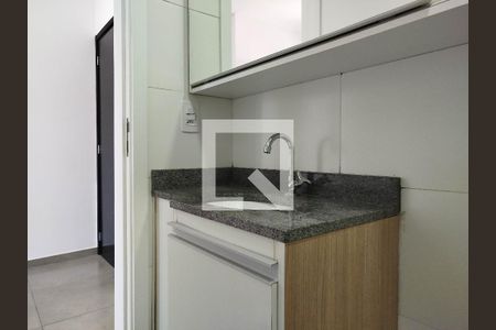 Banheiro de apartamento para alugar com 1 quarto, 30m² em Parque São Jorge, São Paulo
