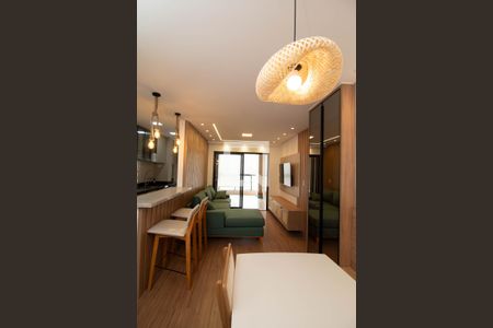 Sala de apartamento à venda com 2 quartos, 68m² em Vila Zanardi, Guarulhos