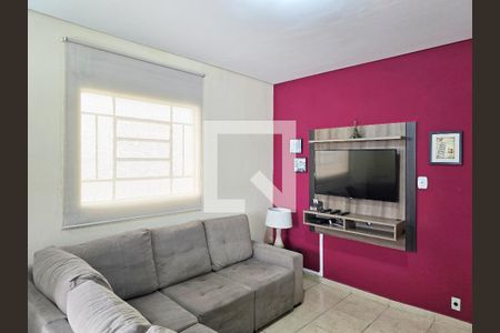 Sala de casa à venda com 3 quartos, 210m² em Vila Herminia, Guarulhos