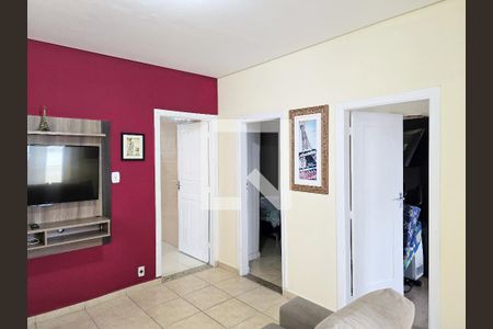 Sala de casa à venda com 3 quartos, 210m² em Vila Herminia, Guarulhos