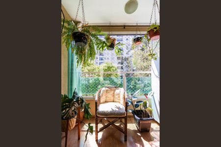 Apartamento à venda com 3 quartos, 65m² em Vila Suzana, São Paulo