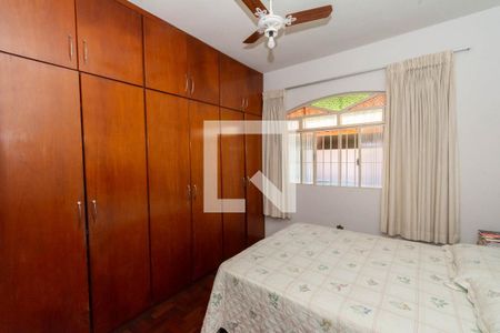 Quarto 2 de casa à venda com 5 quartos, 170m² em Colonial, Contagem