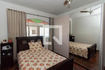 Quarto 1 de casa à venda com 5 quartos, 170m² em Colonial, Contagem