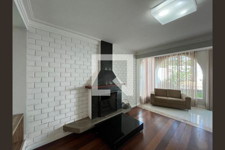 Sala de casa de condomínio para alugar com 5 quartos, 915m² em Jardim Sao Paulo Ii, Cotia