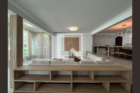 Sala de casa de condomínio para alugar com 5 quartos, 915m² em Jardim Sao Paulo Ii, Cotia