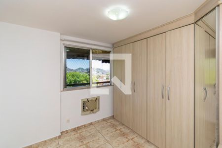 Quarto 1 de apartamento à venda com 3 quartos, 105m² em Vila Kosmos, Rio de Janeiro