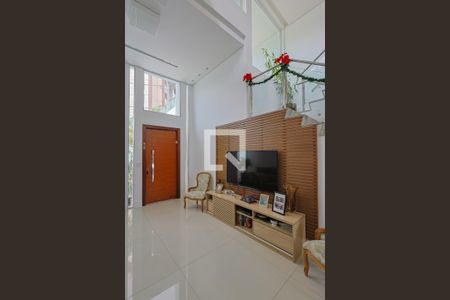Sala de casa à venda com 3 quartos, 356m² em Castelo, Belo Horizonte