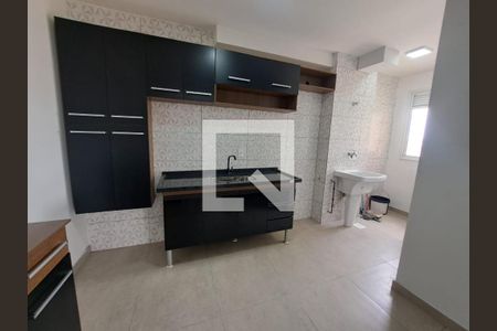 Cozinha de apartamento para alugar com 2 quartos, 52m² em Padroeira, Osasco