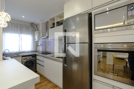 Cozinha de apartamento para alugar com 3 quartos, 75m² em Vila Mogilar, Mogi das Cruzes
