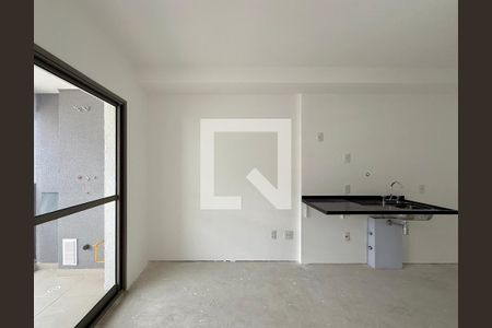 Quarto de kitnet/studio à venda com 0 quarto, 27m² em Santo Amaro, São Paulo