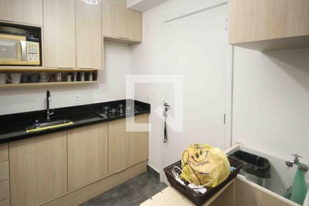 Cozinha e Área de Serviço de apartamento à venda com 2 quartos, 33m² em Vila Graciosa, São Paulo