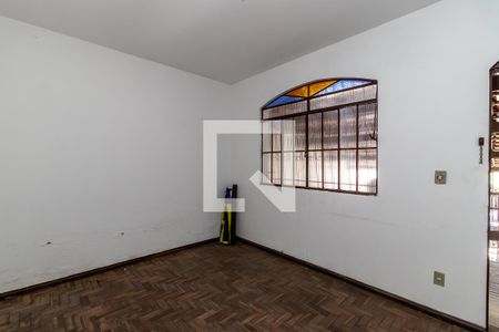 Sala de casa para alugar com 4 quartos, 250m² em Santa Amelia, Belo Horizonte