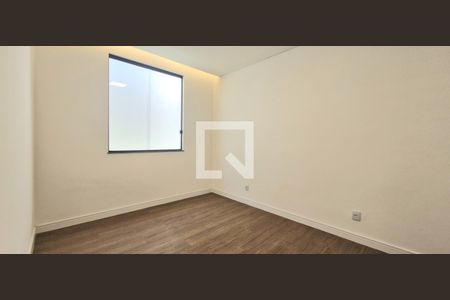 Quarto 1 de casa à venda com 3 quartos, 135m² em Várzea, Lagoa Santa