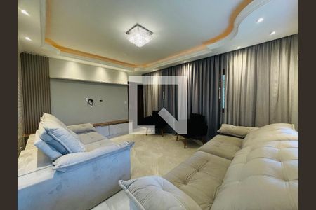 Sala de casa para alugar com 4 quartos, 460m² em Jardim Presidente Dutra, Guarulhos