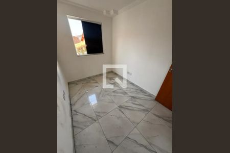 Quarto de casa para alugar com 3 quartos, 105m² em Sinimbu, Belo Horizonte